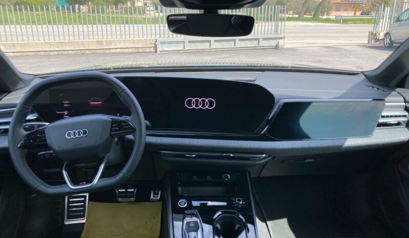 
 Audi A5 Avant 2.0 tdi mhev S line edition 204cv s-tronic full									