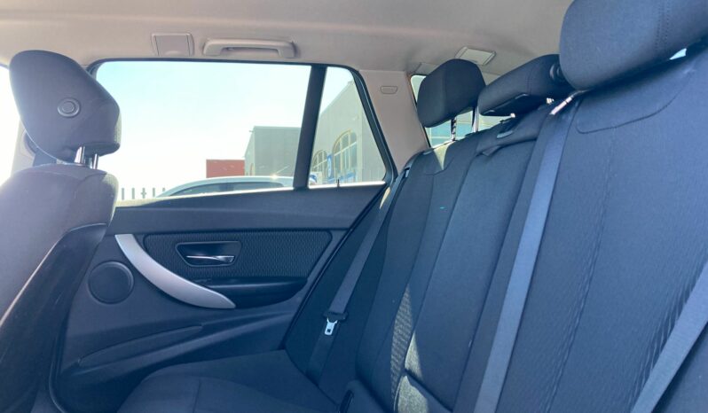 
 BMW 318 d Touring full									