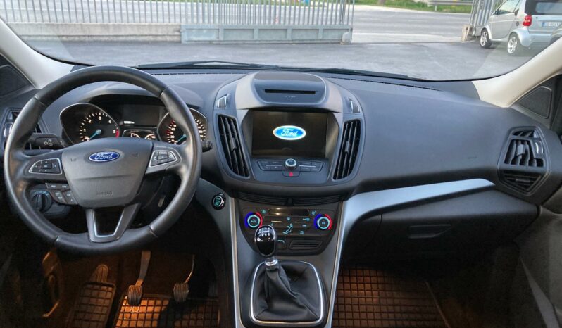 
 Ford Kuga 1.5 tdci Business s&s full									