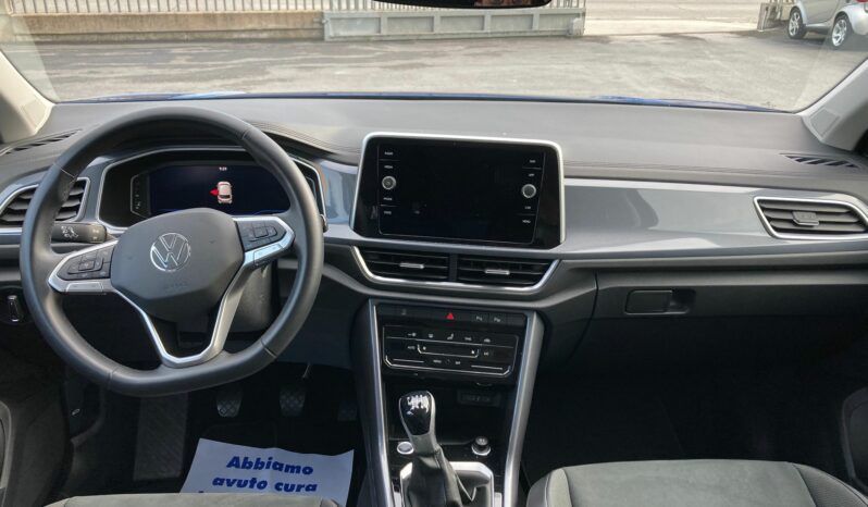 
 Volkswagen T-Roc 1.0 tsi Style 110cv full									