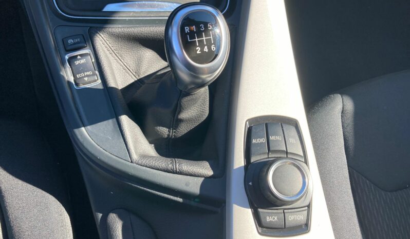 
 BMW 318 d Touring full									