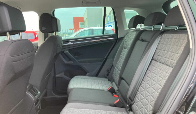 
 Volkswagen Tiguan II 2021 1.5 tsi Life 150cv dsg full									