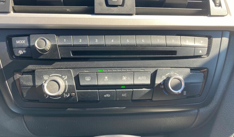 
 BMW 318 d Touring full									