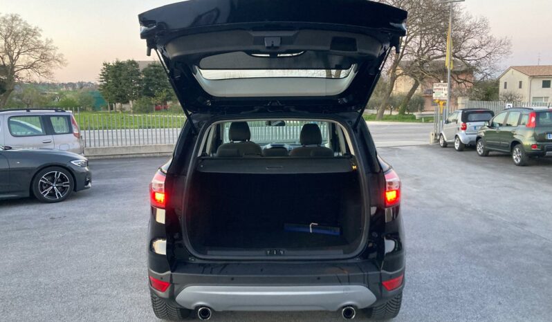 
 Ford Kuga 1.5 tdci Business s&s full									