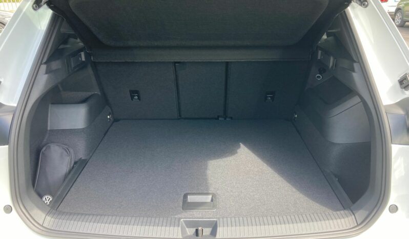
 Volkswagen Tiguan 1.5 etsi R-Line Plus 150cv dsg full									