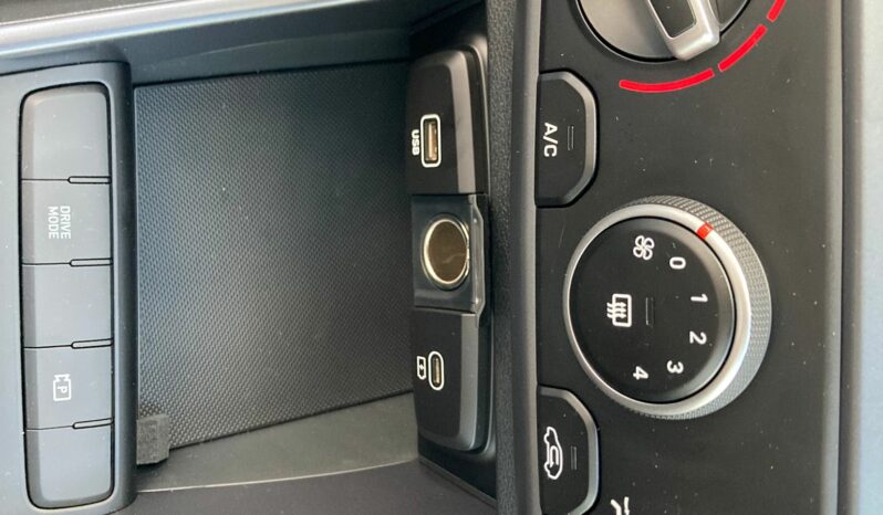 
 Hyundai i20 1.0 t-gdi Connectline 90cv mt full									