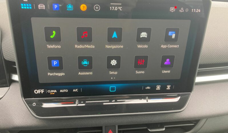 
 Volkswagen T-Roc 1.5 etsi Life 115cv dsg full									