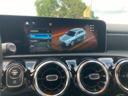 
 Mercedes-Benz A 180 d Sport auto full									