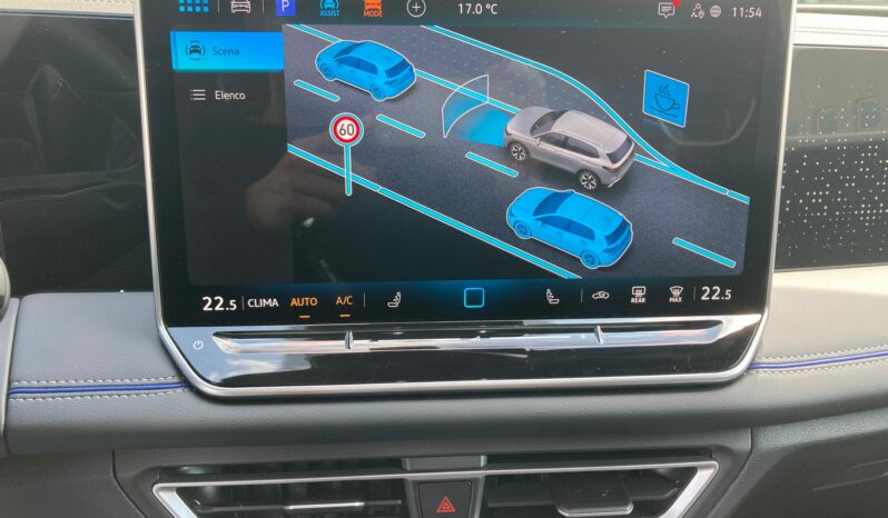 
 Volkswagen Tiguan 1.5 etsi R-Line Plus 150cv dsg full									