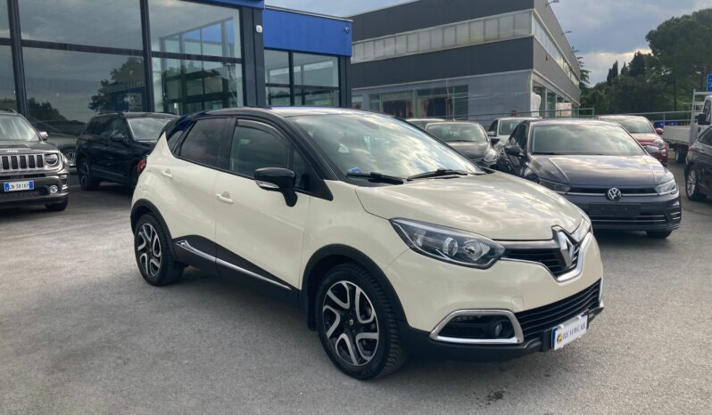 
 Renault Captur 1.5 dci Wave s&s full									