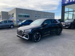 
 Audi Q2 30 2.0 tdi S line edition full									