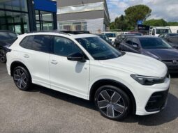 
 Volkswagen Tiguan 1.5 etsi R-Line Plus 150cv dsg full									