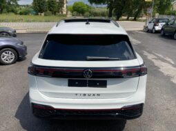 
 Volkswagen Tiguan 1.5 etsi R-Line Plus 150cv dsg full									