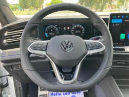 
 Volkswagen Tiguan 1.5 etsi R-Line Plus 150cv dsg full									