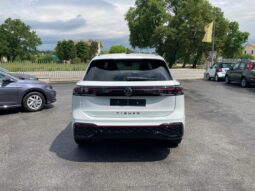 
 Volkswagen Tiguan 1.5 etsi R-Line Plus 150cv dsg full									