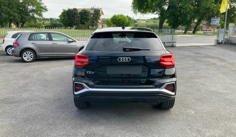 
 Audi Q2 30 2.0 tdi S line edition full									