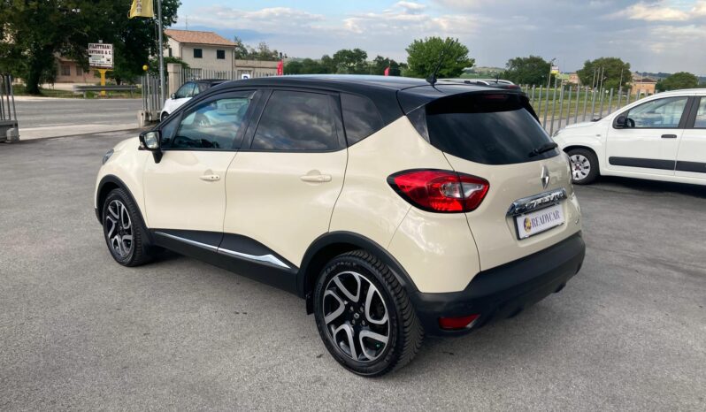 
 Renault Captur 1.5 dci Wave s&s full									