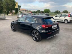 
 Mercedes-Benz A 180 d Sport auto full									