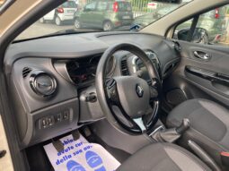 
 Renault Captur 1.5 dci Wave s&s full									