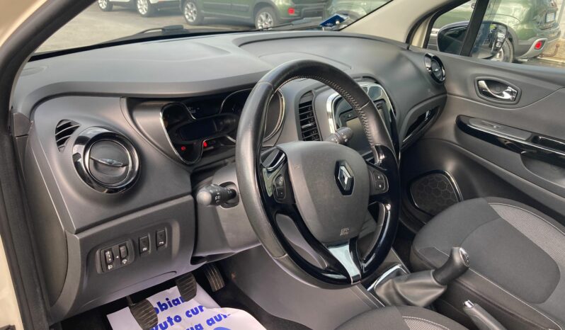 
 Renault Captur 1.5 dci Wave s&s full									
