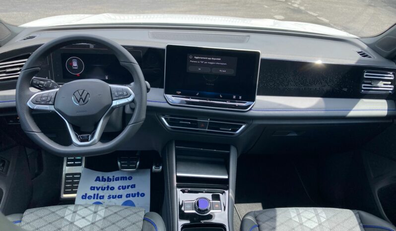 
 Volkswagen Tiguan 1.5 etsi R-Line Plus 150cv dsg full									