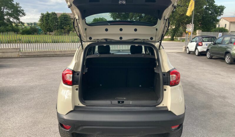
 Renault Captur 1.5 dci Wave s&s full									