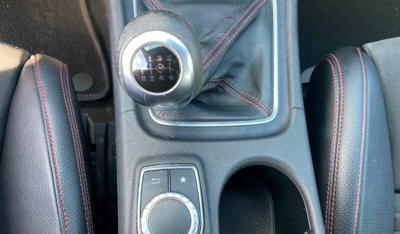 
 Mercedes-Benz A 180 d Premium my16 full									