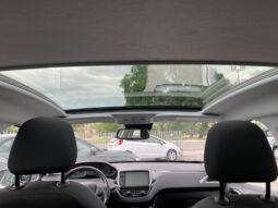 
 Peugeot 208 5p 1.6 bluehdi Allure 75cv full									