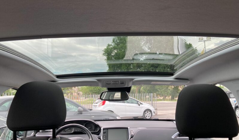 
 Peugeot 208 5p 1.6 bluehdi Allure 75cv full									