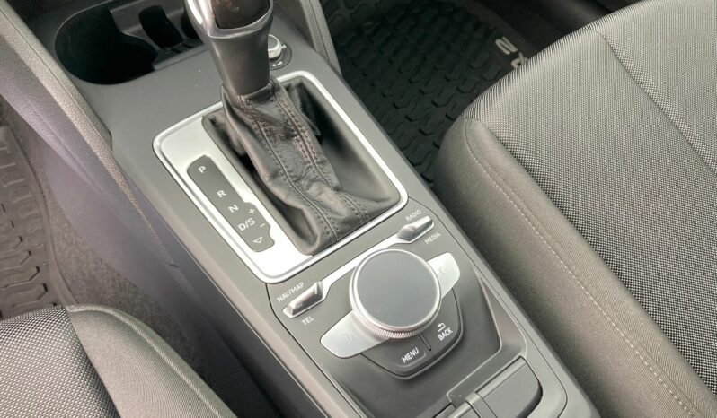 
 Audi Q2 30 2.0 tdi Admired s-tronic full									