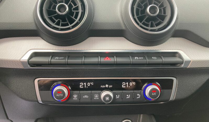 
 Audi Q2 30 2.0 tdi Admired s-tronic full									