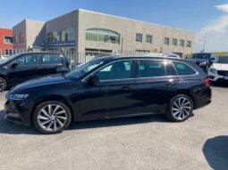 
 Skoda Octavia Wagon 1.5 g-tec Style 130cv dsg full									