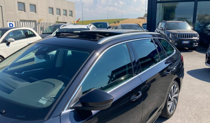 
 Skoda Octavia Wagon 1.5 g-tec Style 130cv dsg full									