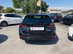 
 Skoda Octavia Wagon 1.5 g-tec Style 130cv dsg full									