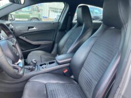 
 Mercedes-Benz A 180 d Premium my16 full									