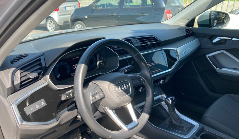 
 Audi Q3 35 2.0 tdi Business Advanced s-tronic full									