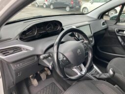 
 Peugeot 208 5p 1.6 bluehdi Allure 75cv full									