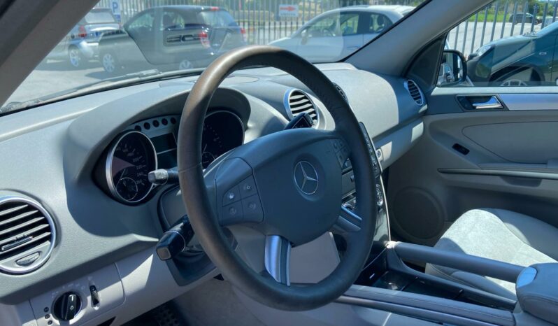 
 Mercedes-Benz ML 320 cdi Sport auto full									