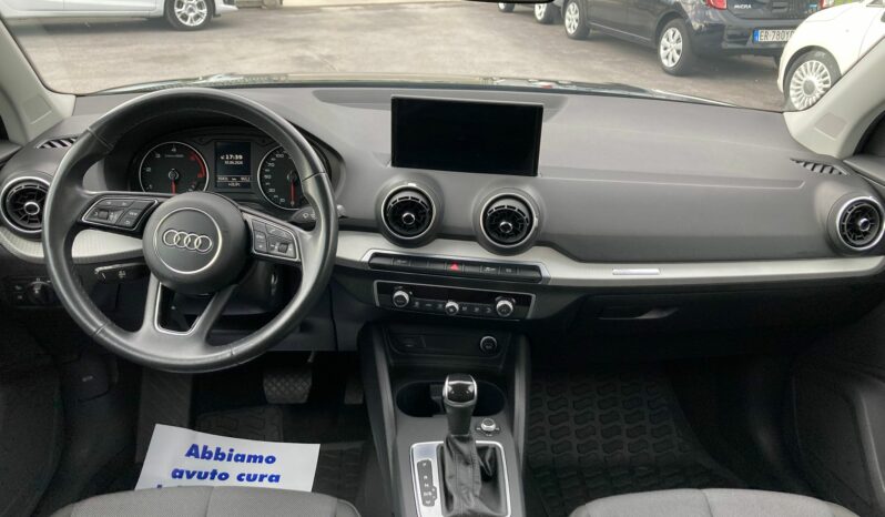 
 Audi Q2 30 2.0 tdi Admired s-tronic full									