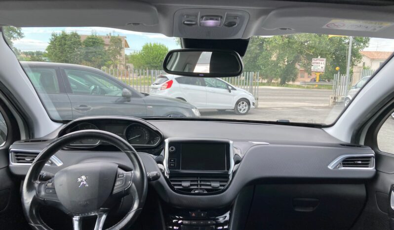 
 Peugeot 208 5p 1.6 bluehdi Allure 75cv full									