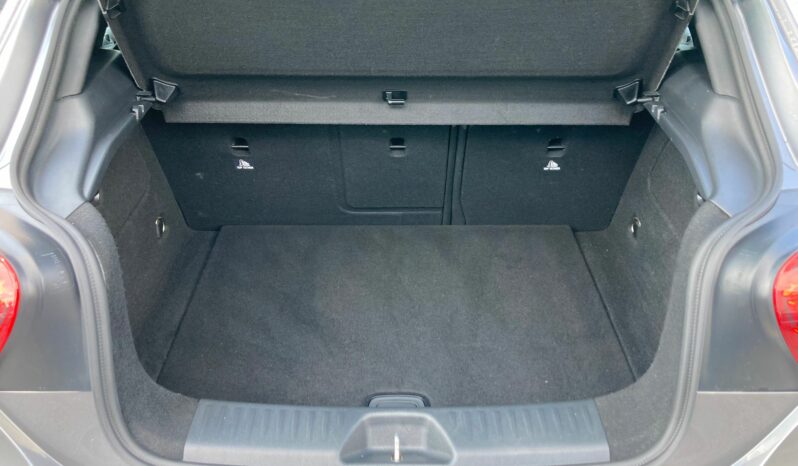 
 Mercedes-Benz A 180 d Premium my16 full									