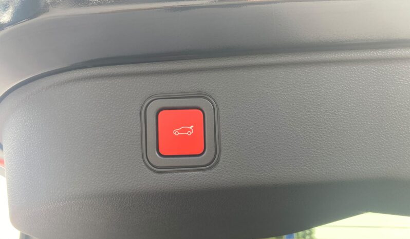 
 Alfa Romeo Junior 1.2 ibrida Ti 145cv edct6 full									