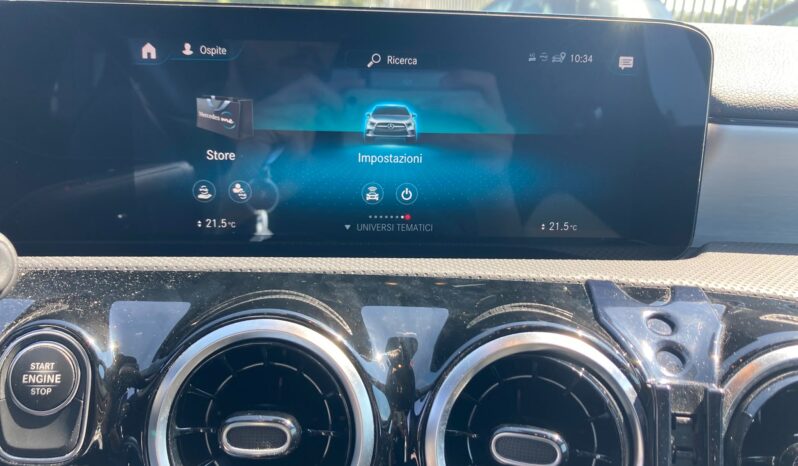 
 Mercedes-Benz A 250 e phev (eq-power) Premium auto full									