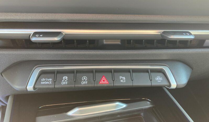 
 Audi Q3 Sportback 2.0 tdi S line edition 150cv s-tronic full									