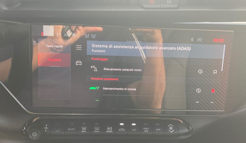 
 Alfa Romeo Junior 1.2 ibrida Ti 145cv edct6 full									