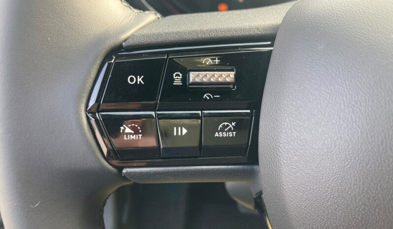 
 Alfa Romeo Junior 1.2 ibrida Ti 145cv edct6 full									