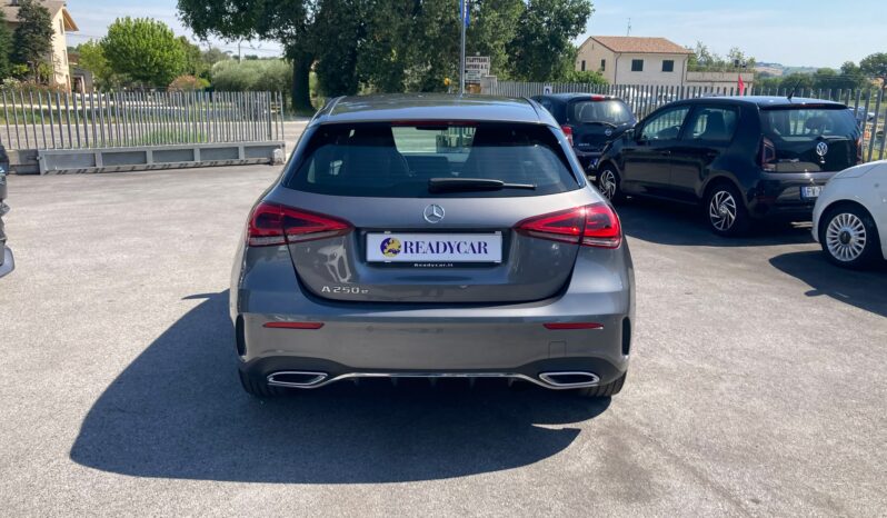 
 Mercedes-Benz A 250 e phev (eq-power) Premium auto full									