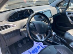 
 Peugeot 2008 1.6 bluehdi Allure s&s full									