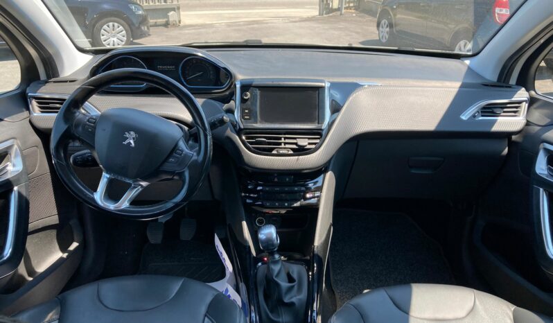 
 Peugeot 2008 1.6 bluehdi Allure s&s full									