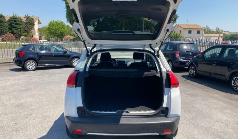 
 Peugeot 2008 1.6 bluehdi Allure s&s full									